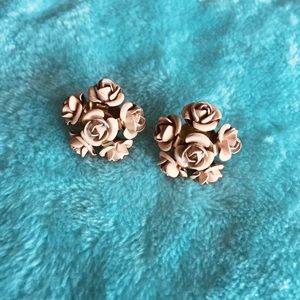 Pink Rose Bouquet Stud Earrings
